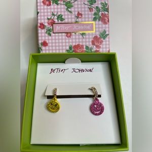 Betsy Johnson Mismatched Happy Face Earrings - NWT